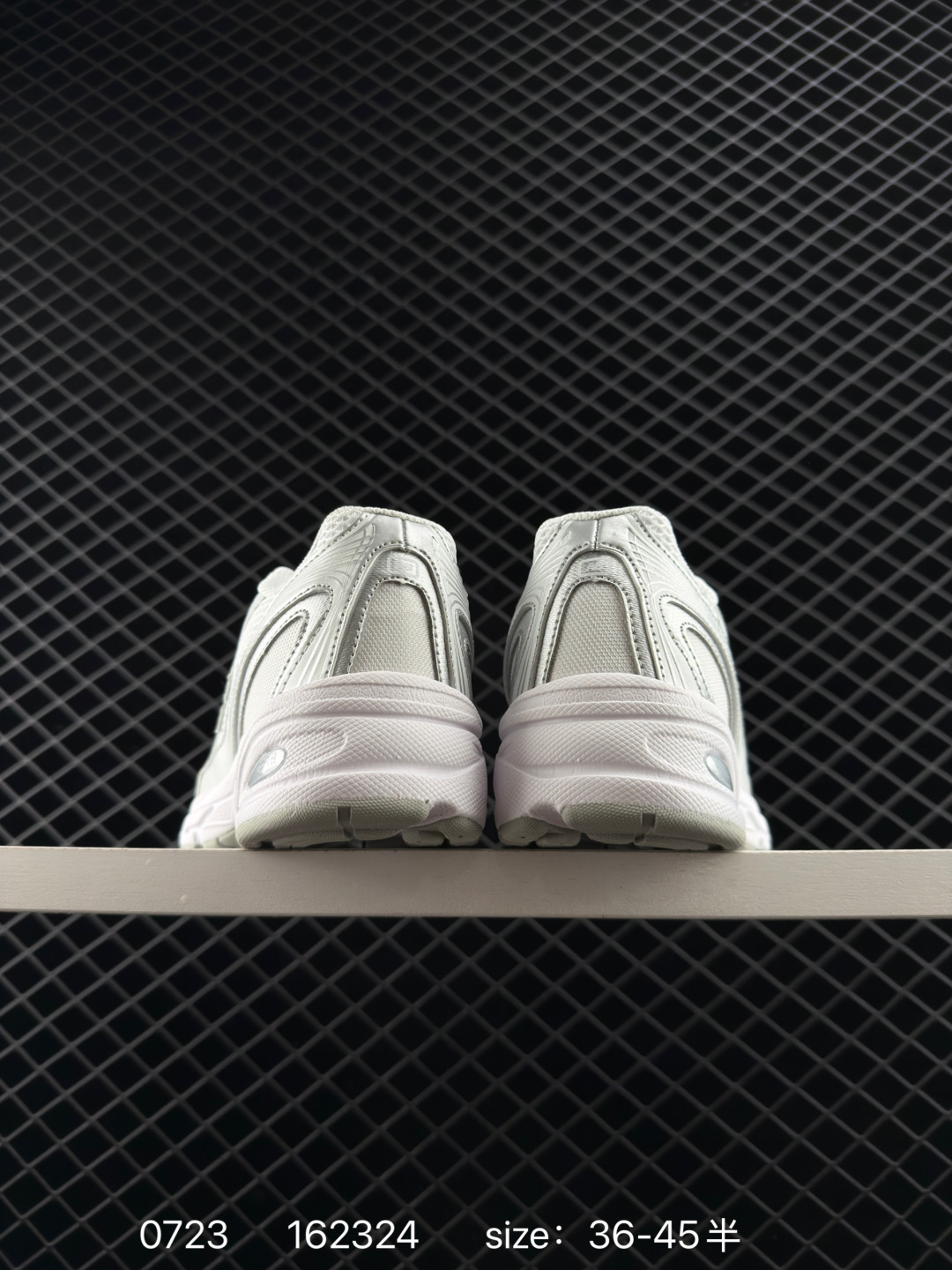 New Balance MR740 NB